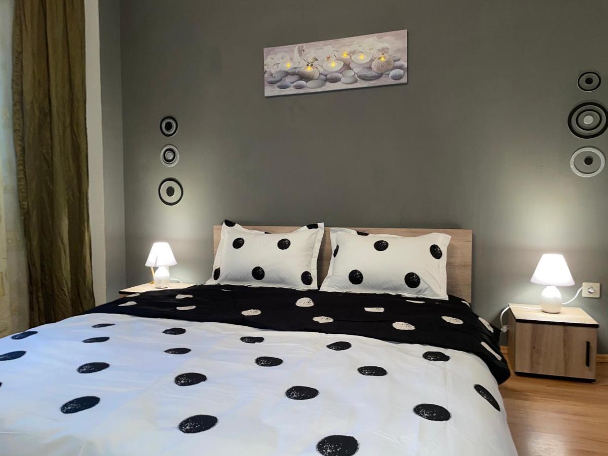 아라드 Motorway Alfa Apartament 아파트 외부 사진